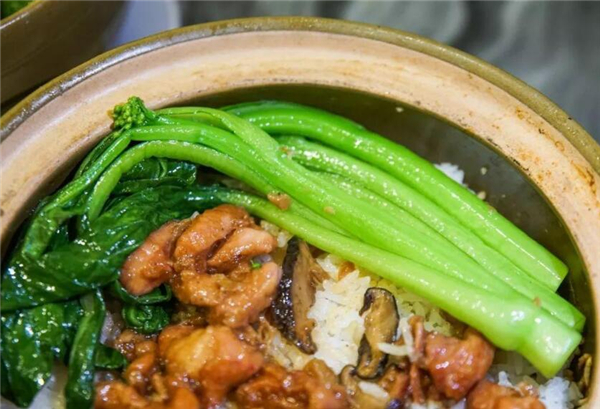 煲仔飯放什么蔬菜